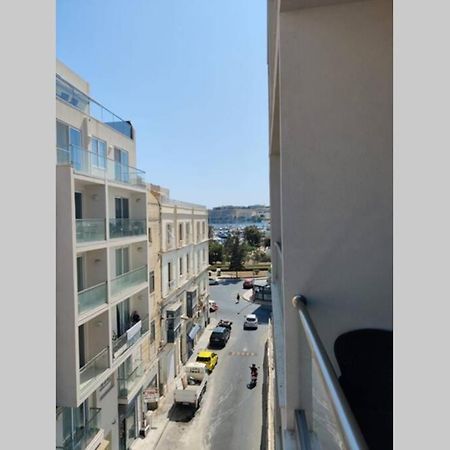 Brand New 3 Bedroom Apartment Close To The Sea 그지라 외부 사진