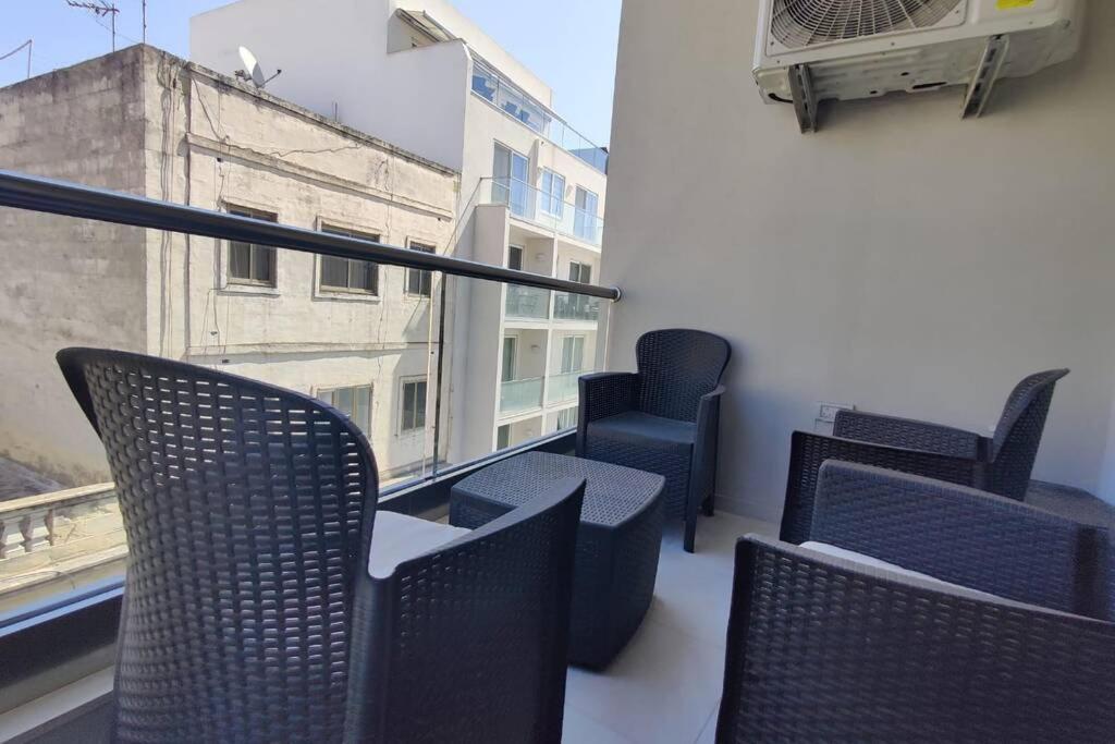 Brand New 3 Bedroom Apartment Close To The Sea 그지라 외부 사진