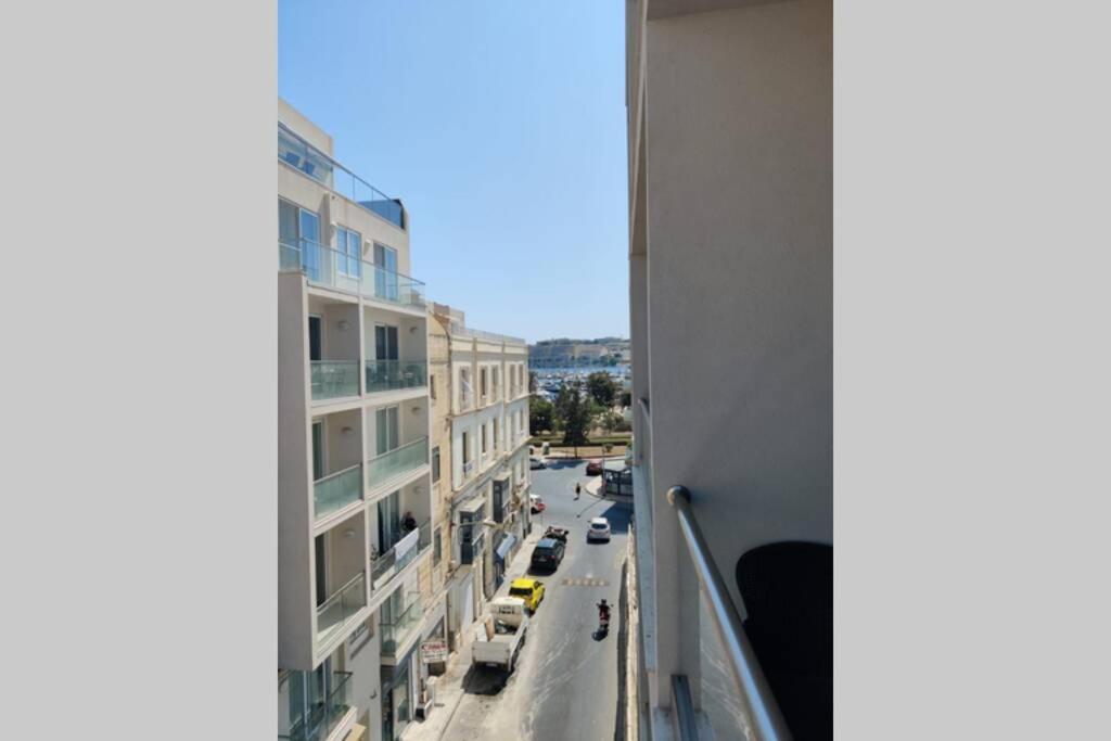 Brand New 3 Bedroom Apartment Close To The Sea 그지라 외부 사진